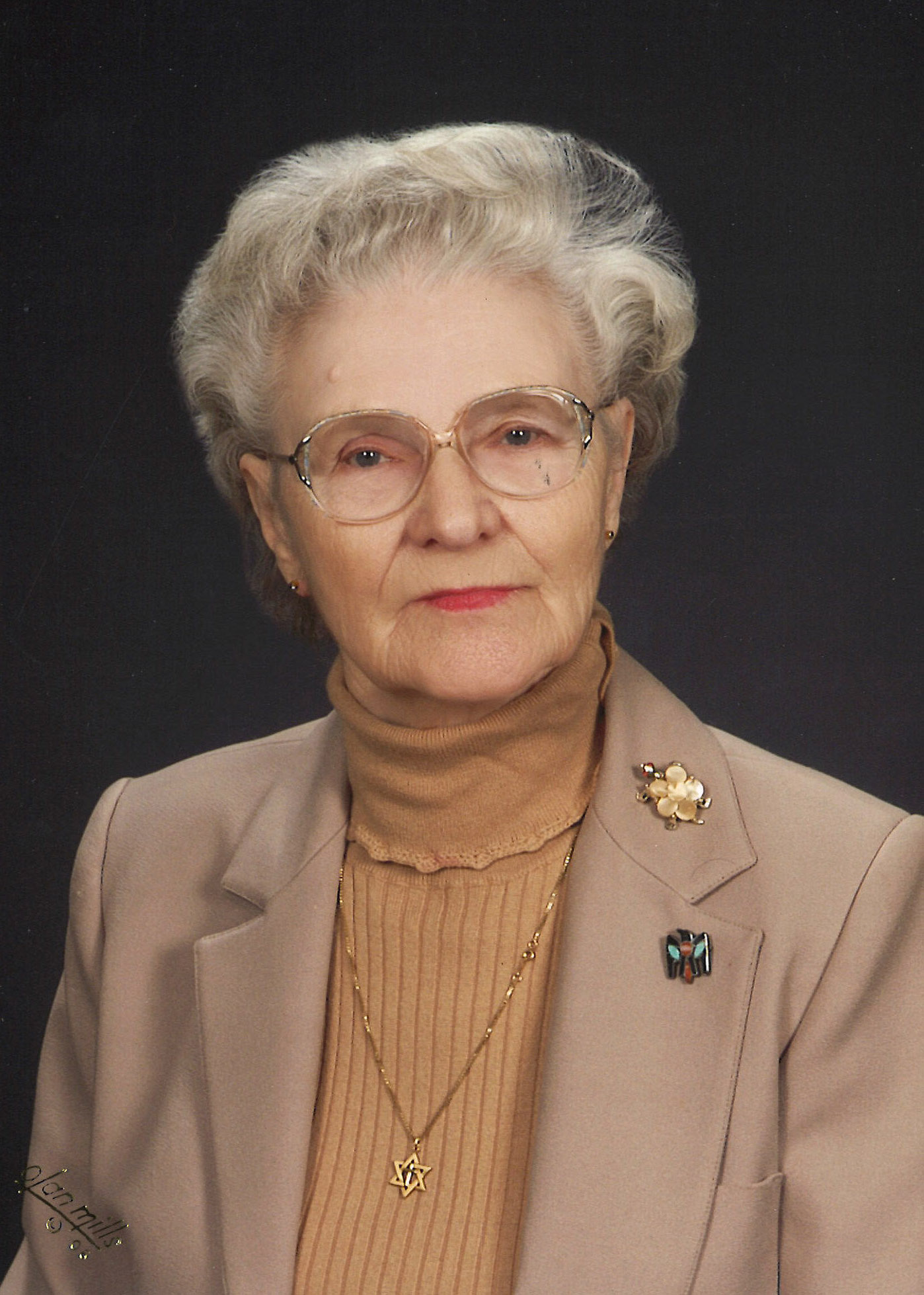 evangeline caverly