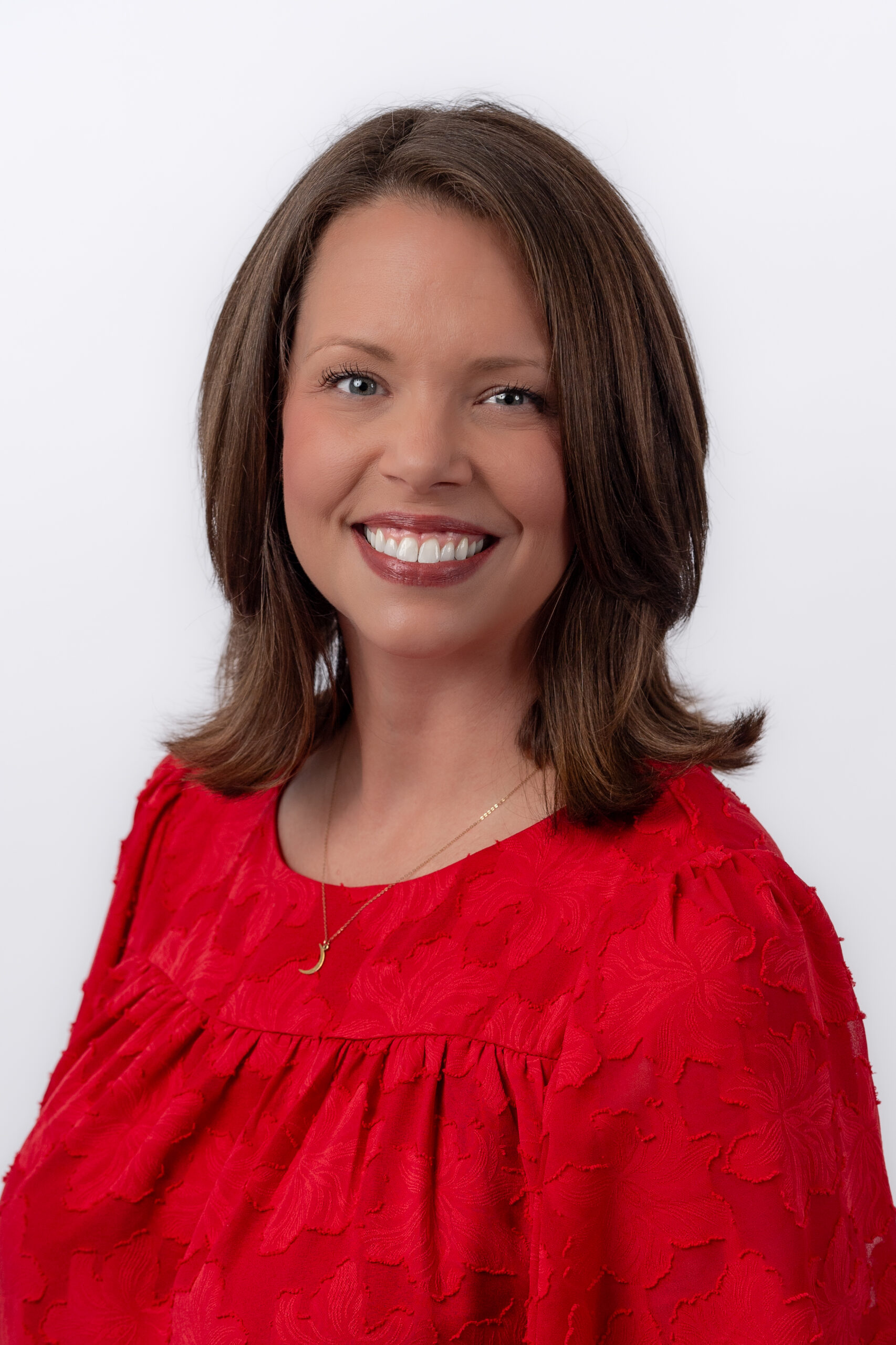 Kelsey Braaten : Office Manager
