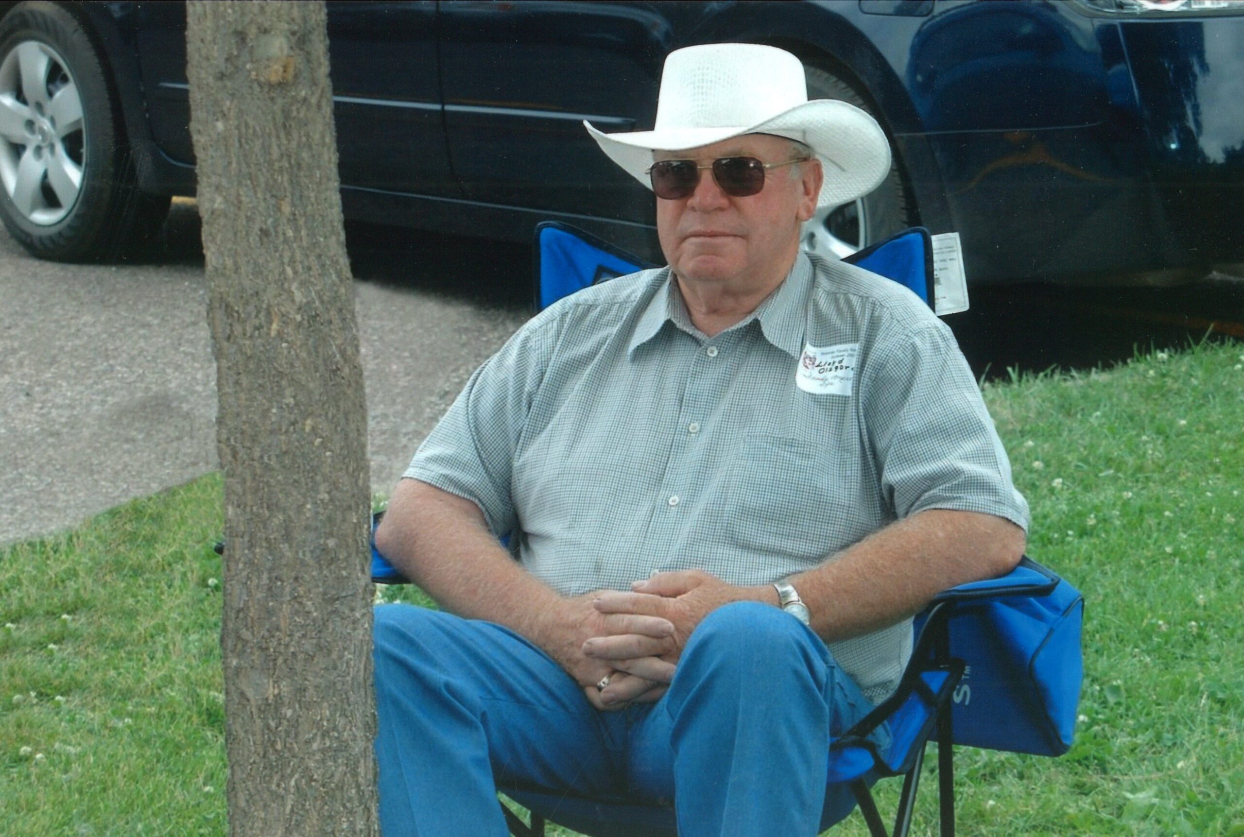 Lloyd Olsgard Obituary-img